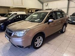 Ljusbrun Begagnad 2014 Subaru Forester SUV | 139 900 kr (Marknadspris)