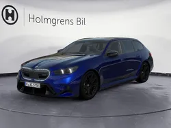 Blå Ny 2025 BMW M5 Comfort Edition Kombi | 1 747 000 kr (Marknadspris)