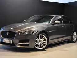 Mörkgrå Begagnad 2016 Jaguar XF R-Sport Sedan | 179 000 kr (Marknadspris)