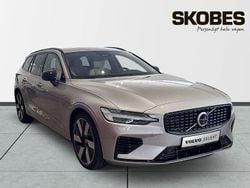 Ljusgrå (grå) Begagnad 2024 Volvo V60 Ultimate Kombi | 570 000 kr (Dyr)