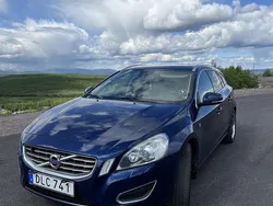 Blå Begagnad 2012 Volvo V60 Momentum Kombi | 76 000 kr (Bra pris)