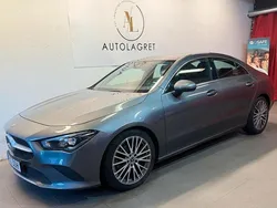 Mörkgrå Begagnad 2019 Mercedes CLA180 Sedan | 269 900 kr (Marknadspris)