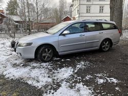 Silver Begagnad 2003 Honda Accord Sport Kombi | 15 500 kr (Marknadspris)