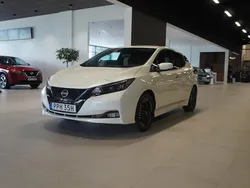 Vit Begagnad 2022 Nissan Leaf N-Connecta Halvkombi | 179 800 kr (Bra pris)