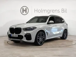 Vit Begagnad 2019 BMW X5 M Sport SUV | 579 800 kr (Marknadspris)