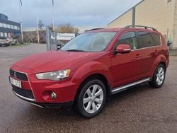 Röd Begagnad 2011 Mitsubishi Outlander Edition SUV | 57 500 kr (Marknadspris)