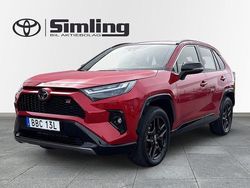 Röd Begagnad 2023 Toyota RAV4 Hybrid Sport SUV | 484 900 kr (Marknadspris)