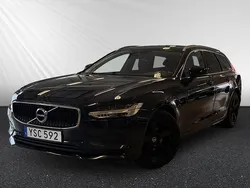 Blå Begagnad 2018 Volvo V90 Momentum Kombi | 239 900 kr (Marknadspris)