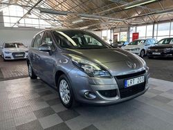 Grå Begagnad 2011 Renault Scénic III Minibuss | 49 000 kr (Marknadspris)