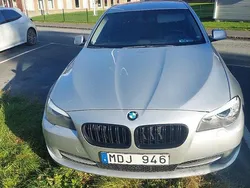 Grå Begagnad 2012 BMW 520 Sedan | 95 000 kr (Marknadspris)