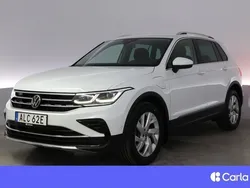 Vit Begagnad 2022 VW Tiguan Elegance SUV | 350 900 kr (Marknadspris)