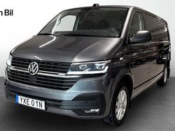 Grå (indiumgrå metallic) Begagnad 2022 VW T6.1 Van | 449 900 kr (Marknadspris)