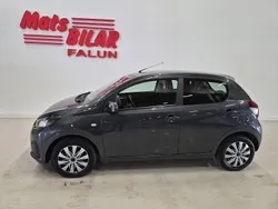 Grå Begagnad 2021 Peugeot 108 Active Halvkombi | 124 900 kr (Lite dyr)