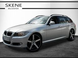 Ljusgrå Begagnad 2008 BMW 318 Comfort Edition Kombi | 64 500 kr (Marknadspris)
