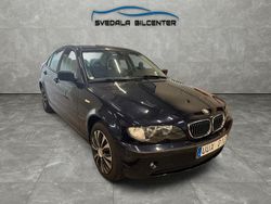 Blå Begagnad 2004 BMW 318 Sedan | 59 000 kr