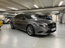 Mörkgrå Begagnad 2013 Mercedes CLA200 Sportkupé | 129 000 kr (Marknadspris)