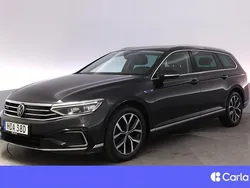 Mörkgrå Begagnad 2022 VW Passat Executive Kombi | 289 900 kr (Lite dyr)