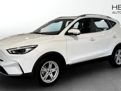 Vit (white) Begagnad 2022 MG ZS Luxury Sedan | 254 900 kr (Superpris)