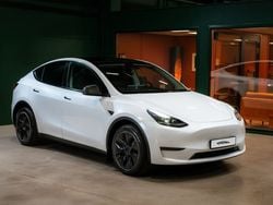 Vit Begagnad 2022 Tesla Model Y Long Range AWD SUV | 329 900 kr (Superpris)