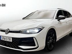Vit Begagnad 2024 VW Passat R-line SUV | 459 900 kr