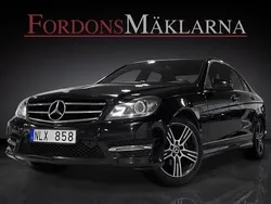 Obsidiansvart metallic Begagnad 2013 Mercedes C180 AMG Sedan | 79 900 kr (Superpris)