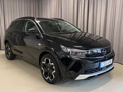 Svart Begagnad 2024 Opel Grandland X Ultimate SUV | 289 900 kr