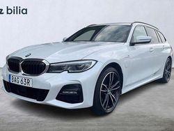 Vit Begagnad 2021 BMW 330 M Sport Kombi | 349 900 kr