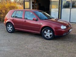 Begagnad 2000 VW Golf IV Halvkombi | 15 500 kr (Marknadspris)