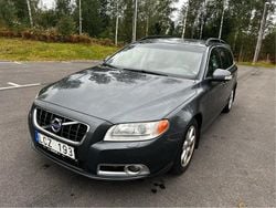 Grå Begagnad 2011 Volvo V70 Momentum Kombi | 47 000 kr (Bra pris)