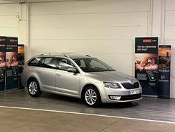 Silver Begagnad 2014 Skoda Octavia Elegance Kombi | 112 900 kr (Marknadspris)