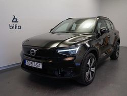 Svart Begagnad 2022 Volvo XC40 Core SUV | 334 500 kr