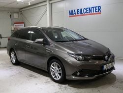 Mörkgrå Begagnad 2018 Toyota Auris Touring Sports Edition Kombi | 129 000 kr (Marknadspris)