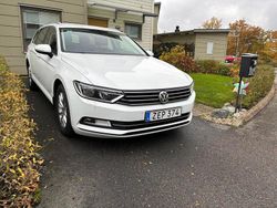 Vit Begagnad 2018 VW Passat Kombi | 179 900 kr (Bra pris)