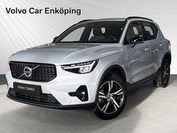 Silver Begagnad 2024 Volvo XC40 Plus SUV | 399 900 kr (Marknadspris)