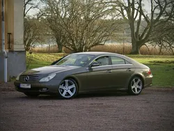 Brun Begagnad 2006 Mercedes CLS350 Sportkupé | 65 000 kr (Marknadspris)