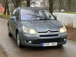 Mörkgrå Begagnad 2007 Citroën C4 Halvkombi | 44 900 kr (Lite dyr)