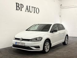 Vit Begagnad 2018 VW Golf VII Halvkombi | 159 900 kr (Marknadspris)