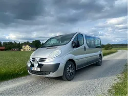 Silver Begagnad 2013 Nissan Primastar Minibuss | 105 000 kr (Lite dyr)