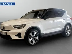 Vit Begagnad 2023 Volvo XC40 Plus SUV | 399 900 kr