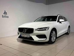 Vit Begagnad 2020 Volvo V60 Kombi | 224 900 kr (Marknadspris)