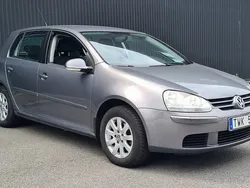 Mörkgrå Begagnad 2007 VW Golf VI Trendline Halvkombi | 29 900 kr (Lite dyr)