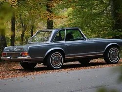 Mercedes W113