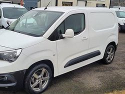 Vit Begagnad 2019 Opel Combo Van | 112 000 kr (Bra pris)