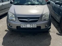 Silver Begagnad 2004 Suzuki Ignis Halvkombi | 19 500 kr