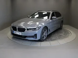 Grå Begagnad 2021 BMW 530e Shadowline Kombi | 409 000 kr (Marknadspris)