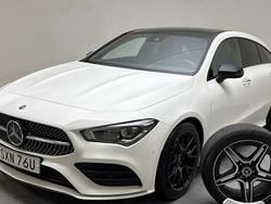 Vit Begagnad 2020 Mercedes CLA200 Shooting Brake AMG Kombi | 289 900 kr (Marknadspris)