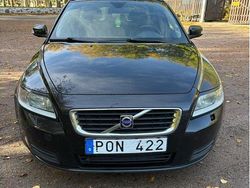 Svart Begagnad 2008 Volvo V50 Kinetic Kombi | 20 000 kr (Marknadspris)