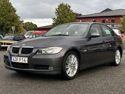 Grå Begagnad 2007 BMW 320 Advantage Sedan | 49 900 kr (Marknadspris)