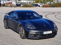 Grå Begagnad 2018 Porsche Panamera Turbo S Sedan | 799 000 kr