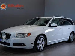 Vit Begagnad 2008 Volvo V70 Summum Kombi | 89 900 kr (Lite dyr)